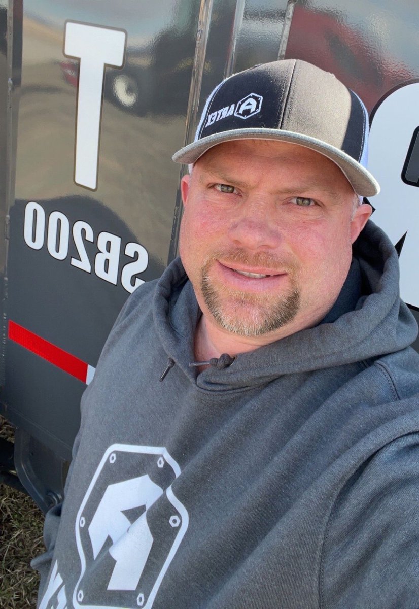 Our Sales Manager, Shawn, is out and about taking selfies, again. He was spotted at Mason Machinery in Aurora, Utah. #ArtexStrong