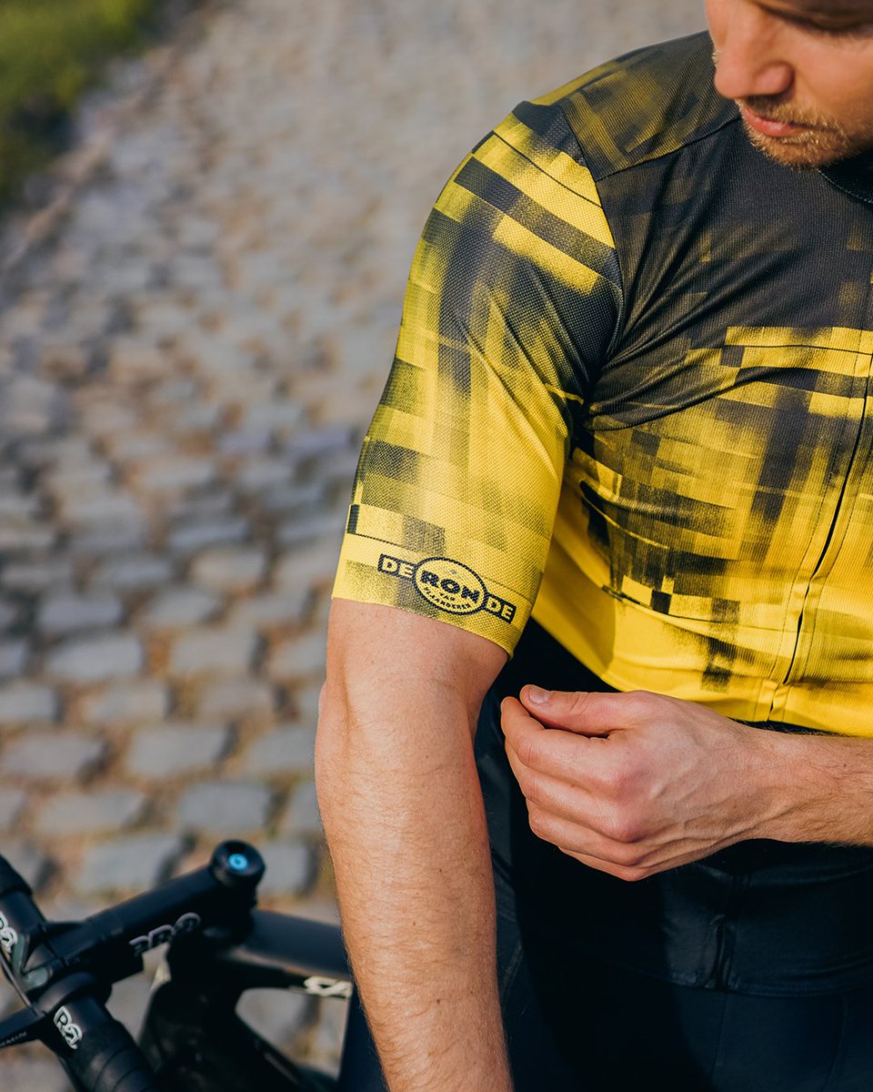 Cycling season is in full swing and so is the good weather! ☀️ Show your love for the Tour of Flanders all year long and wear the official jersey. Good news: you can win this official #RVV jersey made by <a href="/sportful/">Sportful</a>! Head over to bit.ly/RVV23jersey! 🟡⚫️ #RVV23 #FLCS