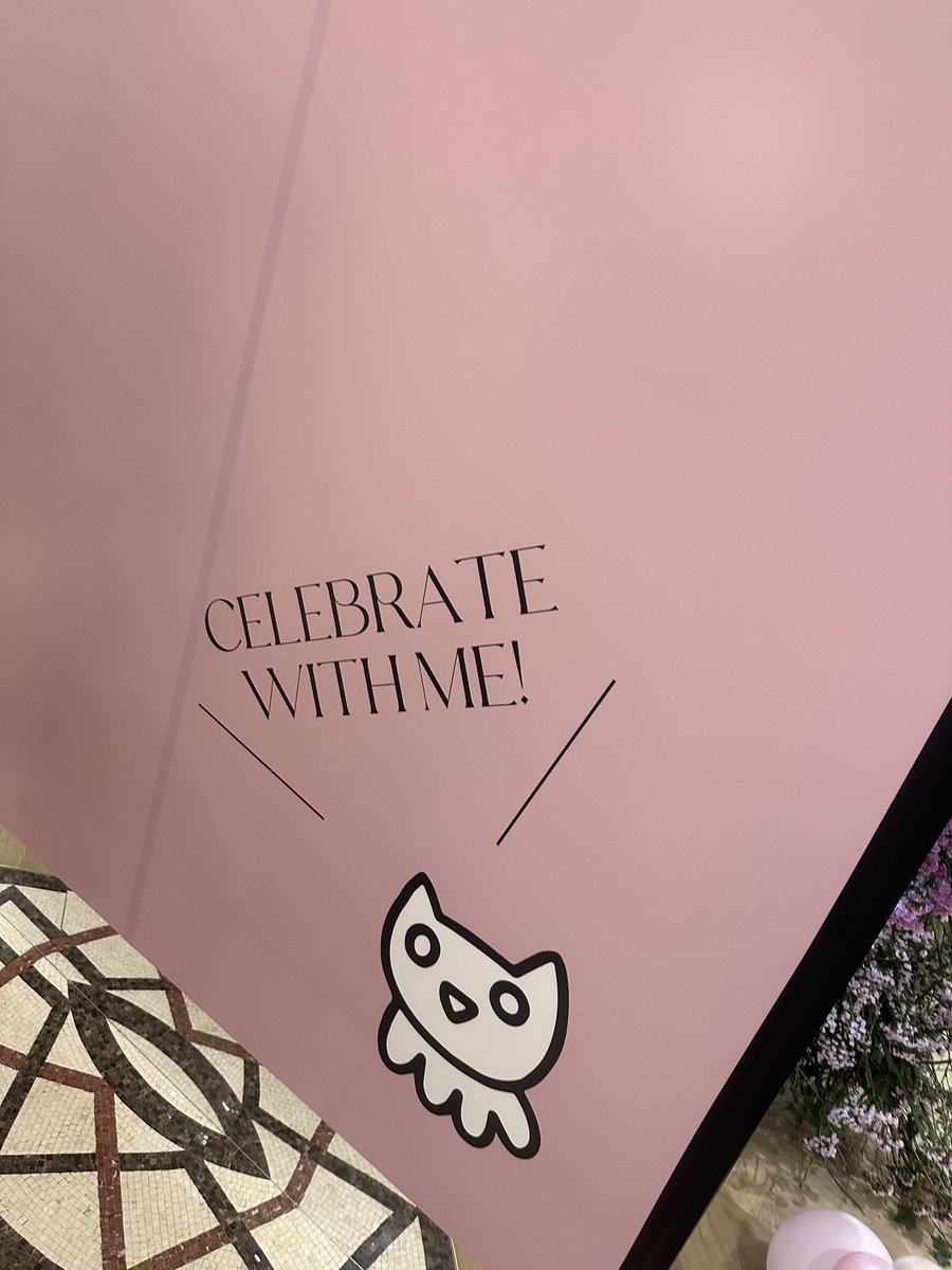 jinnyan22's tweet image. にゃんにゃんのBDイベント行ってきました☺️❤️❤️大好きな人の誕生日を今年もお祝いさせてもらえるなんて幸せでしかない😭❤️❤️
35歳のにゃんにゃんも世界で1番大好き❤️
#kojiharunyan #Herlipto #HouseofHerme