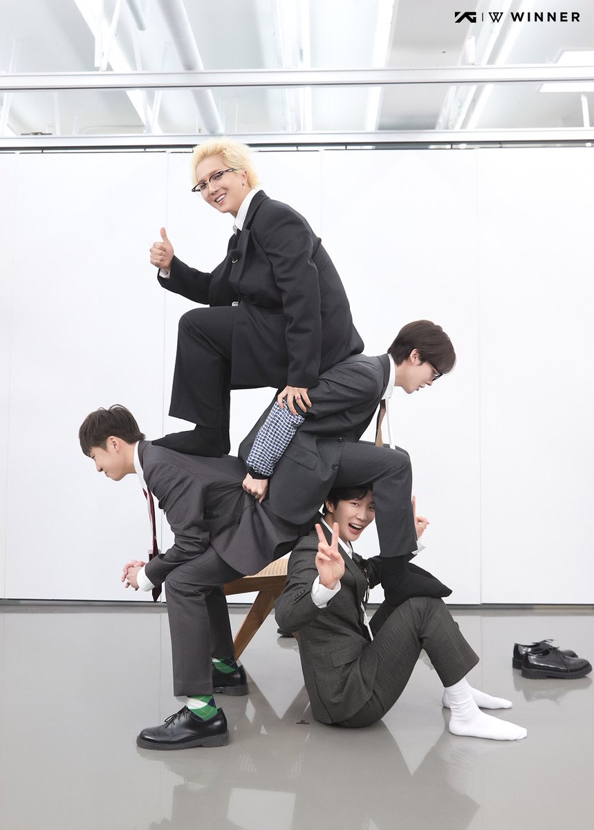 innercircleww's tweet photo. [WV] 230419 WINNER Weverse Media (1)

WINNER Brothers Ep.2 Behind

🔗 https://t.co/Bp03poOzkw

#WINNER #위너 @yg_winnercity @yginnercircle https://t.co/TYMS4wFtDX