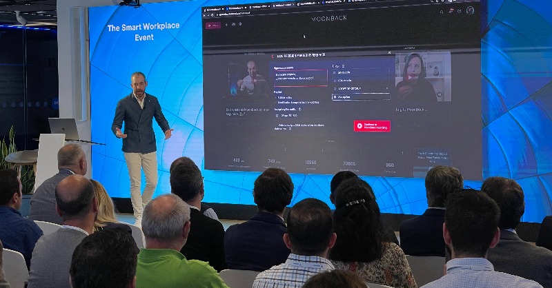 🚀 MoonBack HyperSpace acaba con la “reunionitis”. Videos cortos + resumen ejecutivo en una sola hoja generado por #IA con las ideas clave de cada participante 🤩 

#MoonBack #SmartWorkplace <a href="/MrVecino/">Daniel Vecino</a>

moonback.me/files/brochure…