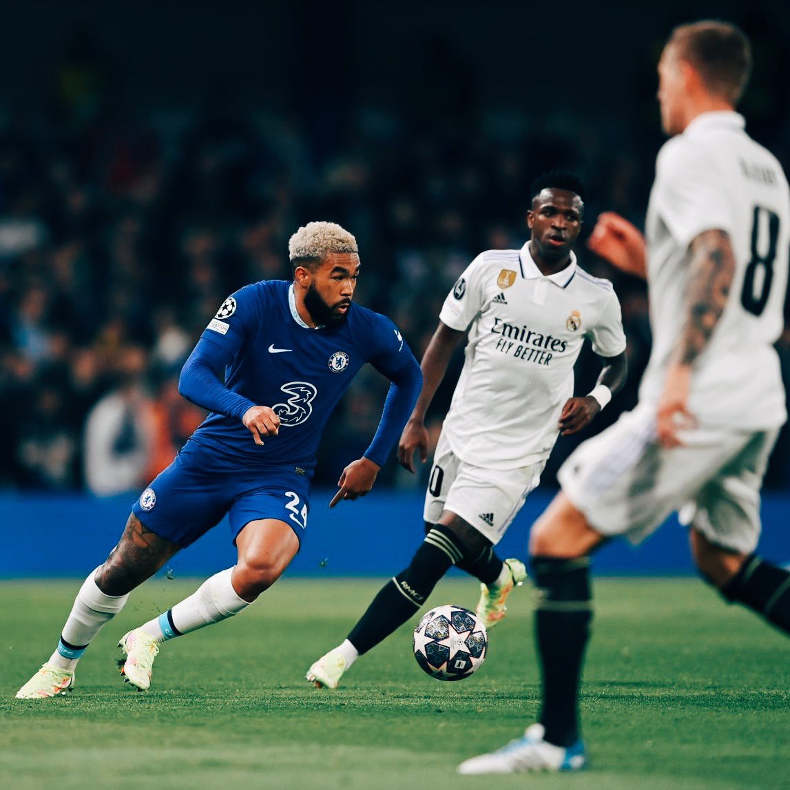 ReeceJames's tweet image. Last night was tough to take, but we need to be better and we will be. The Bridge was rocking… thank you. I see you and appreciate you all 💙🫶🏽
