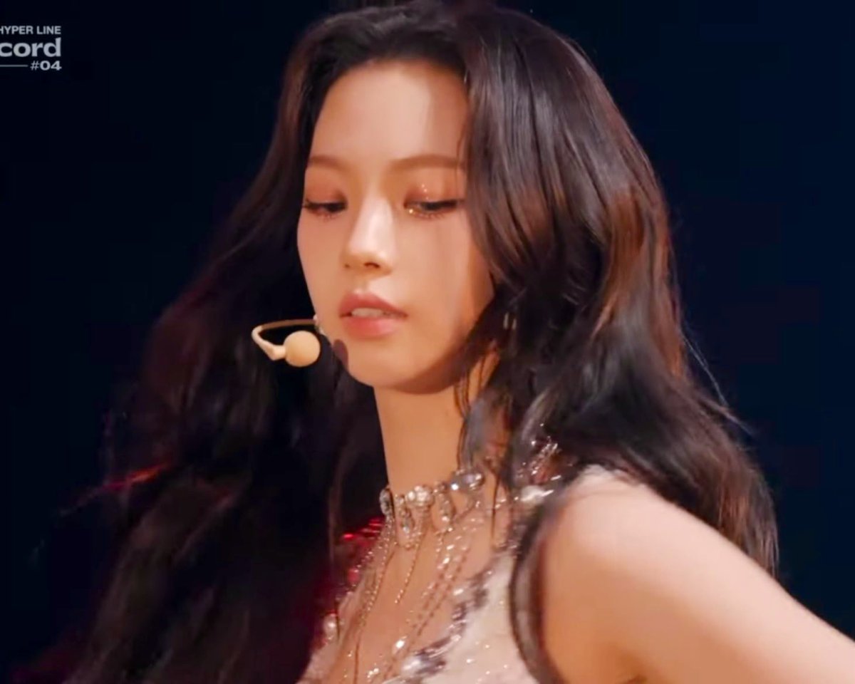 kpopsapphic's tweet photo. https://t.co/DC7YSSjyt6