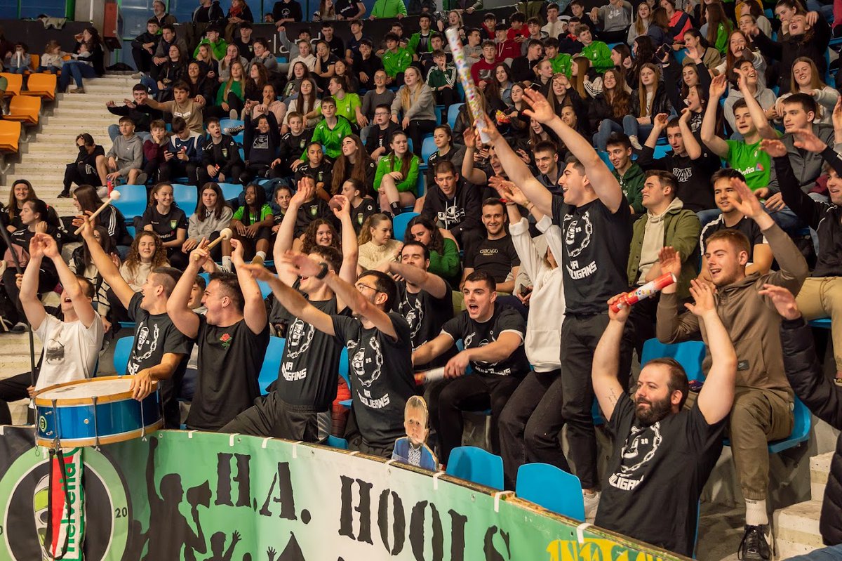 👏 ¡Qué sería de nuestros partidos en la Catedral sin vuestro apoyo! Con cánticos, gritos de ánimos, aplausos, olas... ¡Y hasta batucada!

💚 No tenemos palabras para agradeceros completamente el apoyo que nos dais en todos los encuentros. ¡Gracias infinitas!

#GoraAnaita