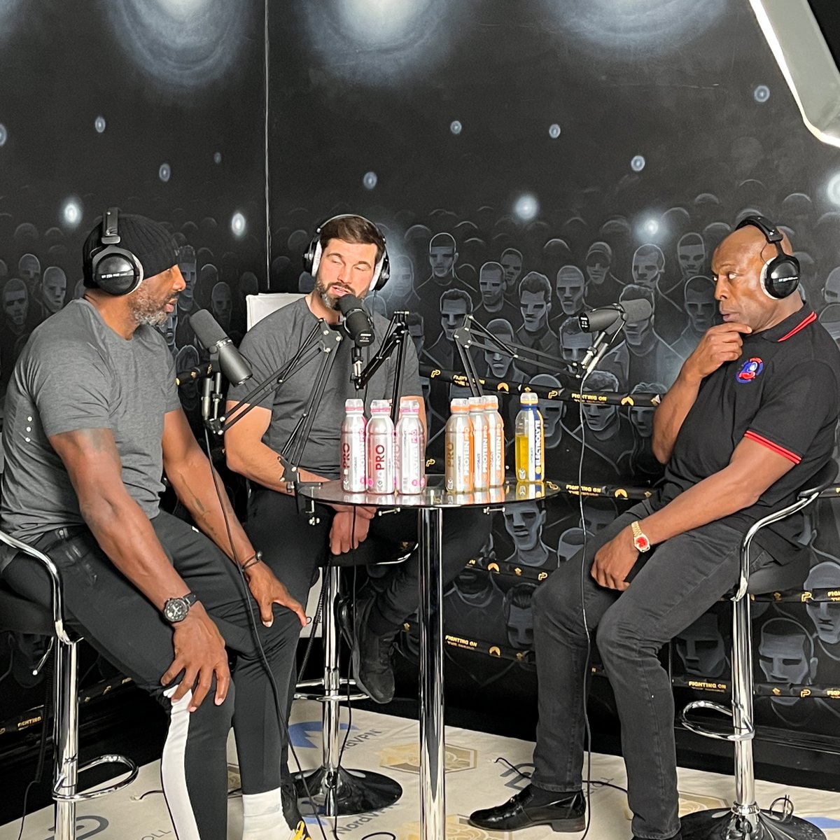 FOTIPodcast's tweet photo. When #LEGENDS collide! 

#linkinbio👆 for full episodes OUT NOW!

The last couple of podcast recordings have been AMAZING and @SkyJohnnyNelson  &amp; @JamieLukeJewitt  have some exciting guests to come in our final 2 episodes of Season 1 (penultimate episode announcement tomorrow) https://t.co/oswpDc2k8s
