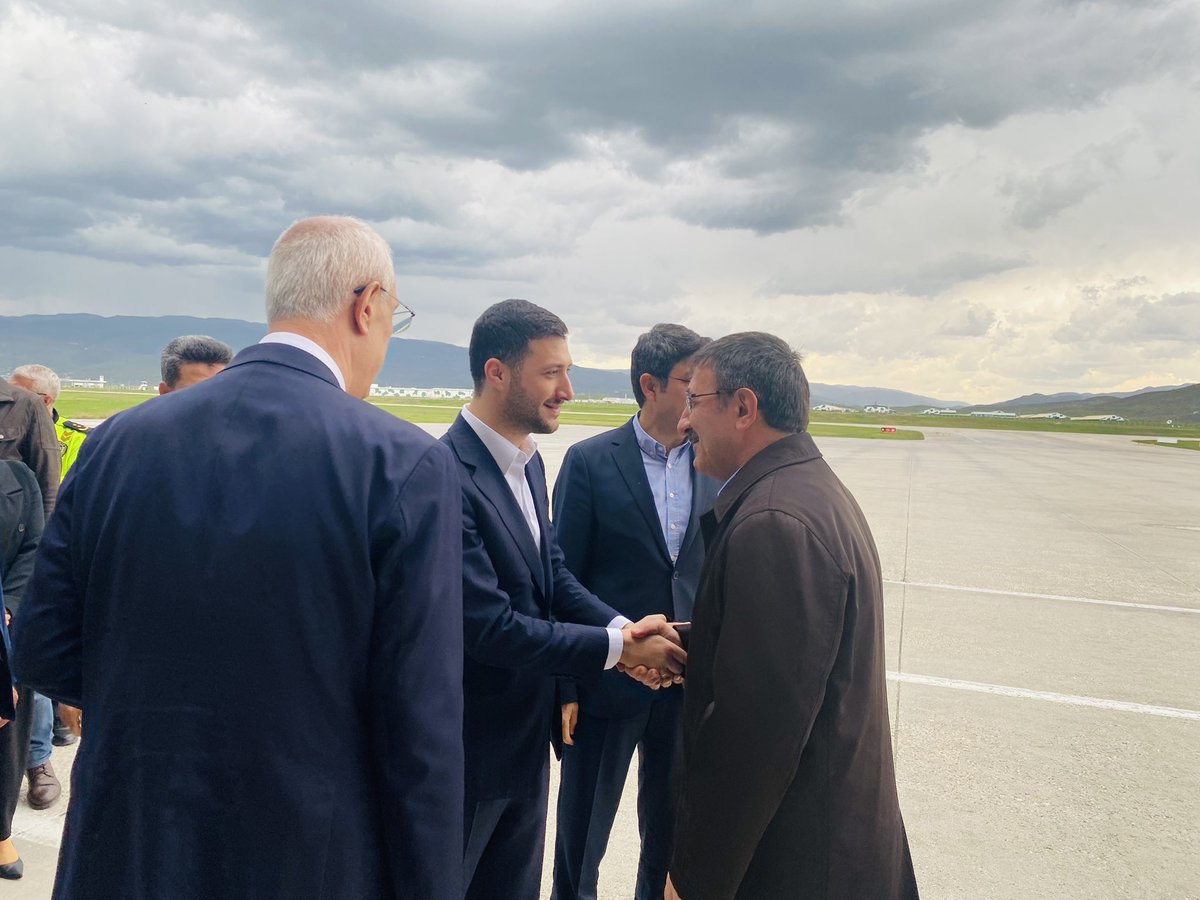 Sayın Bakanımız <a href="/_cevdetyilmaz/">Cevdet Yılmaz</a>’ı havalimanında karşıladık.