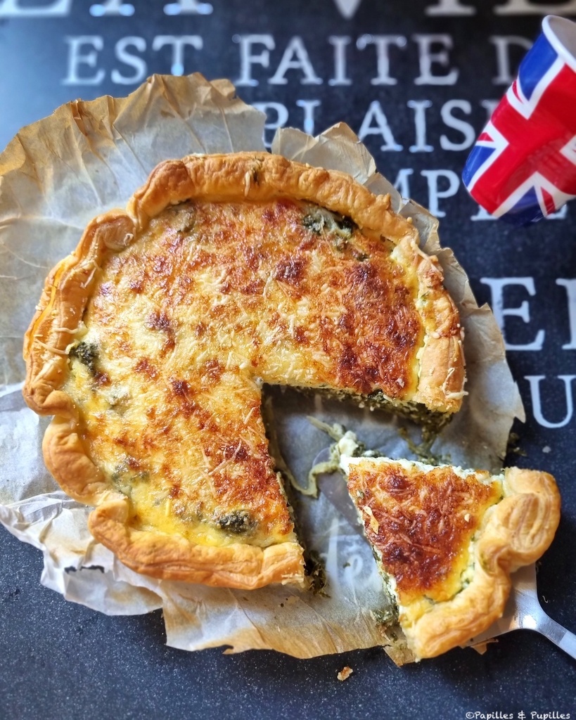 La quiche du Couronnement aux épinards, fèves et estragon via #Papilles ift.tt/LQVdorF