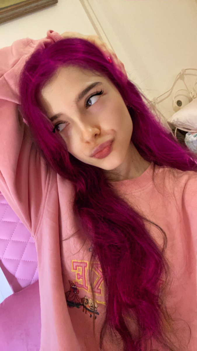 sarahbrockwell6's tweet photo. Thanks again all !! For listening to my cover of My Way :) by Frank Sinatra https://t.co/HZL4XSybqE

💛🥀💛🥀💛🥀💛🥀💛🥀💛🥀

#filters #twitterau #twitterselfies #twitterforyou #selfies #pinkhair #hairfilter #coolfilter :-) #australian #aussie #goldcoast #pinkvibes https://t.co/cnAJDOB6VX