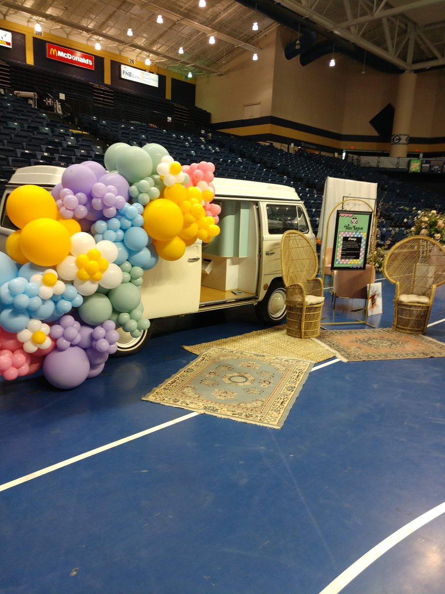 CFSBCenter's tweet image. Some stills from the Wed Fest Expo presented by CFSB and Puckets fine Jewelry last weekend! 🤩