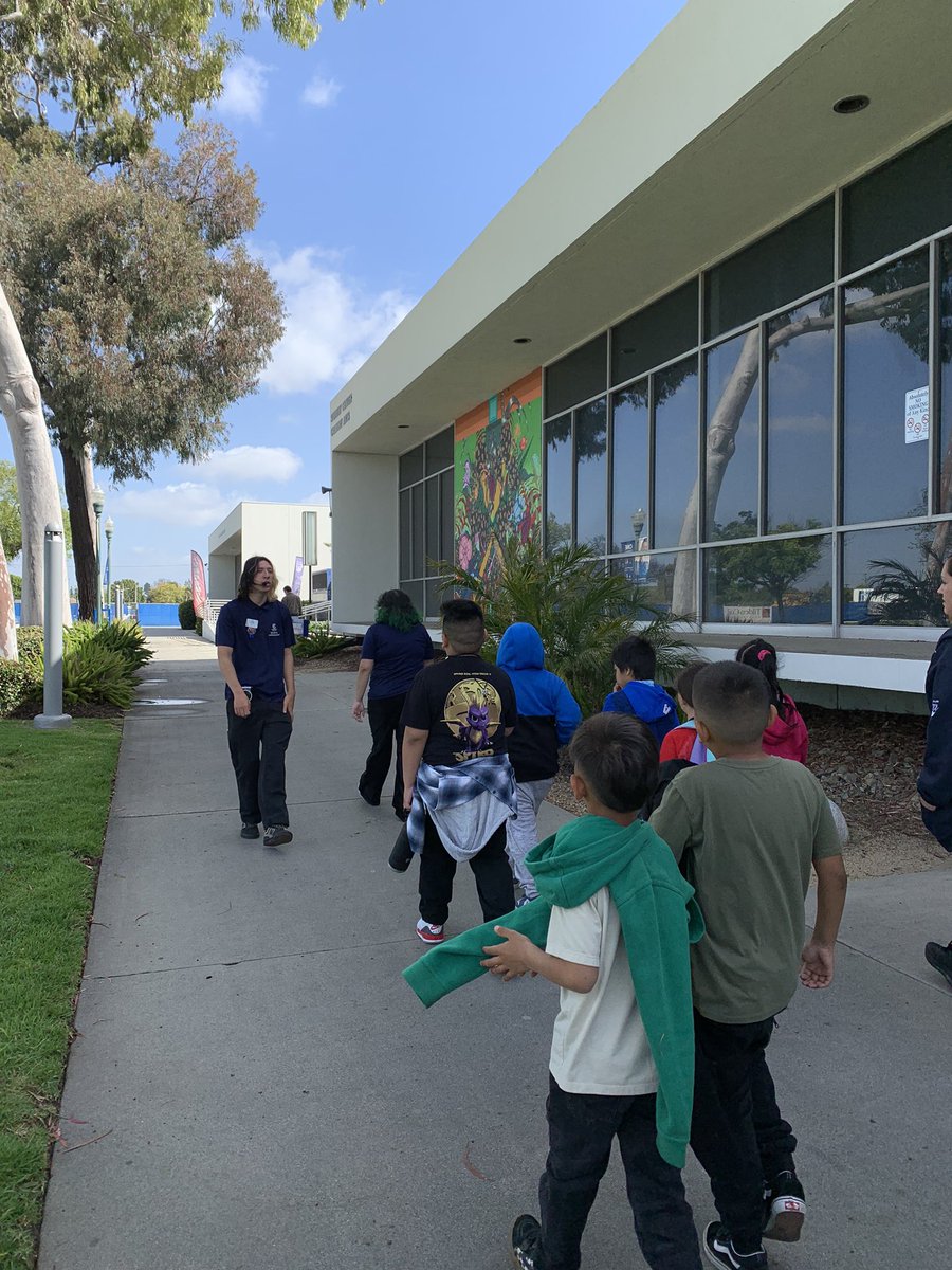 2nd Grade Cerritos College study trip this morning. 📚🦅<a href="/nlmusd/">Norwalk-La Mirada Unified School District</a> <a href="/cerritoscollege/">cerritoscollege</a> #AVID GREAT CAMPUS TOUR!
