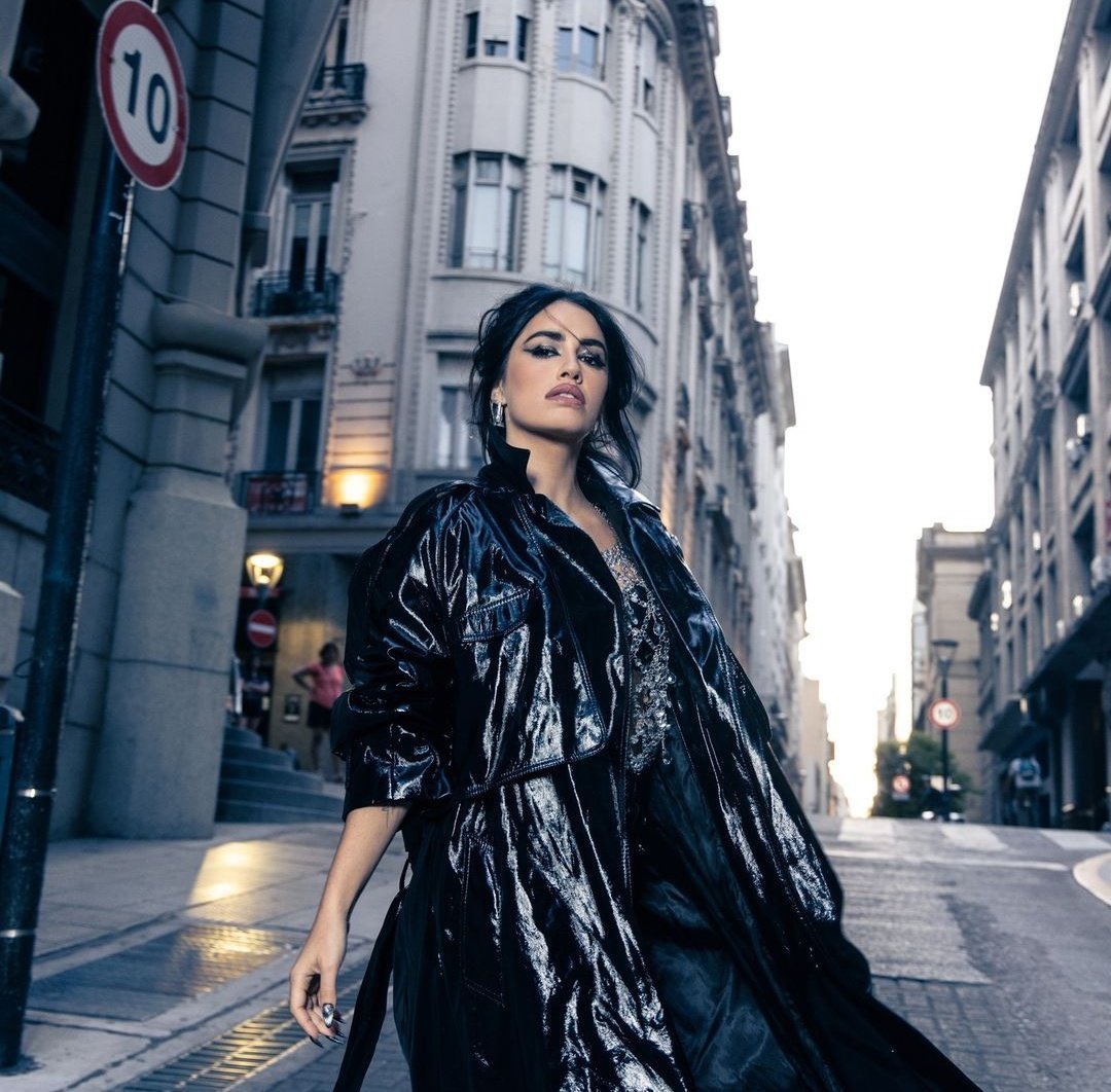 laliofupdates's tweet photo. 📲 | Luego del lanzamiento de #LALI comenzara una gira europea en el mes de Junio. Aca dejo un link con todas las fechas confirmadas hasta el momento. Tambien van a encontrar un link directo para escuchar el quinto álbum en todas las plataformas ❤️‍🔥

🔗: https://t.co/Reute7J1n1 https://t.co/QsnvIWuI5O