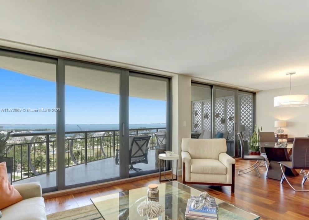 ResRealtyMiami's tweet photo. See a virtual tour of one of our newest #listings 2843 S Bayshore Dr 15E #Miami #FL  https://t.co/FeqLhmFoih https://t.co/7W6C0rcs9W