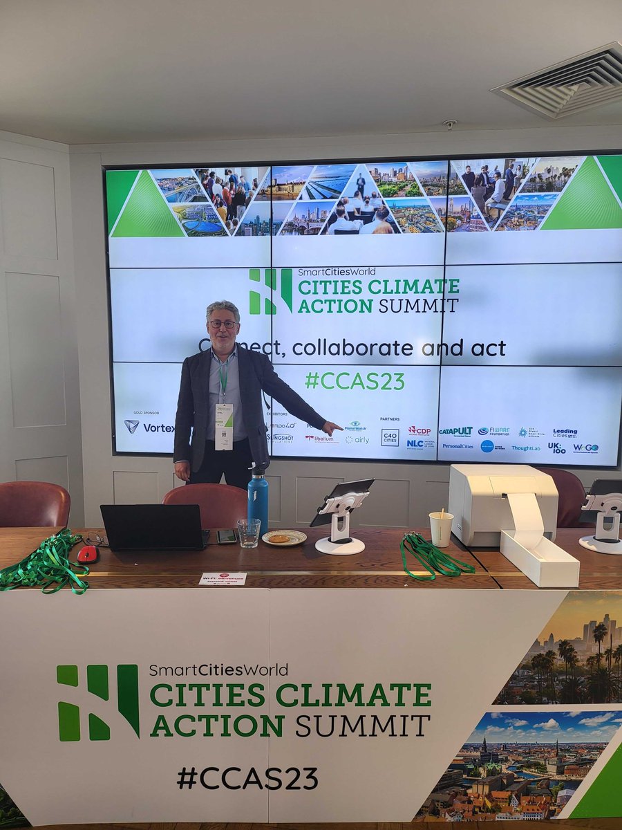 PlanetWatchsas's tweet photo. Today @PlanetWatcher1 was at #CCAS23 promoted by @SmartCitiesW to meet with companies and governments committed to building sustainable and pollution-free cities
With innovation and resilience, a greener future for our cities is within reach ๐๏ธ๐ก
#ClimateAction #CleanAir https://t.co/wIcgHyZJL1