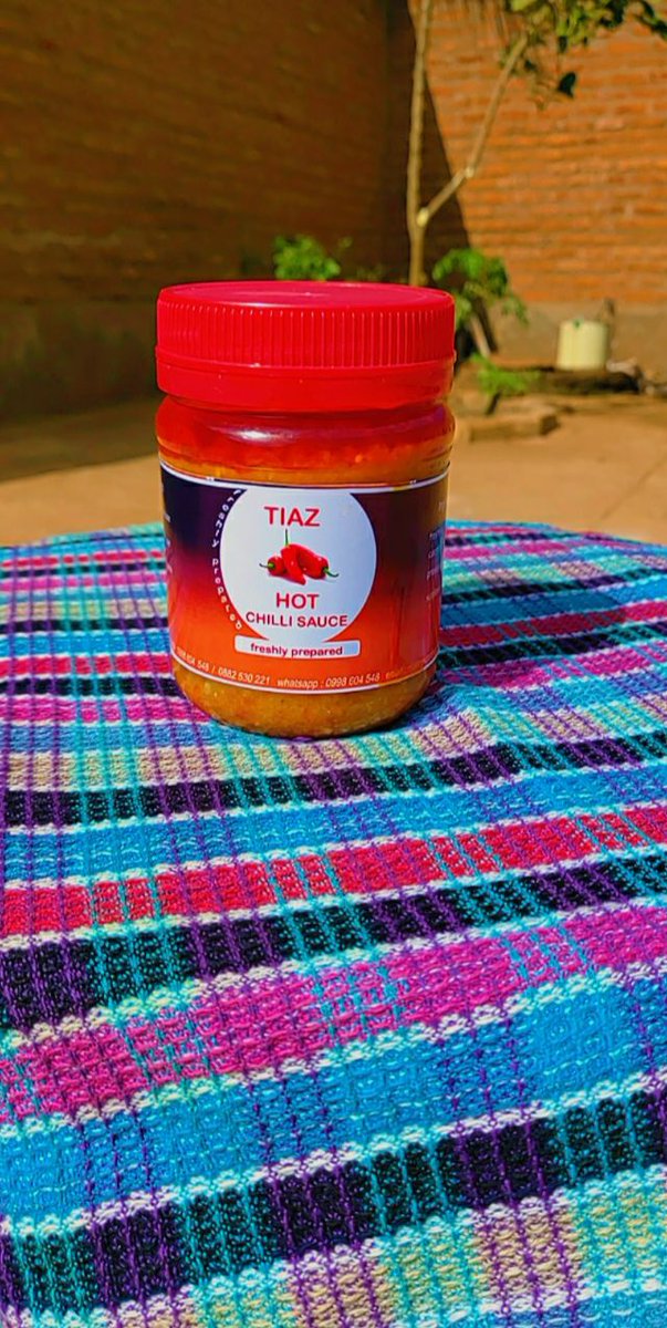 MadeyaTia's tweet photo. Something to spice up your meals
 Get yourself some kambuzi hot chilli made by me🤗
At only k3000 
Please help me by retweeting 🥺🥺and purchasing🤗🤗 
"A dash of heat, a burst of flavor!" 🤭🤭
0998604548
Area 25C sec 3 Lilongwe https://t.co/8o17xcxdvN