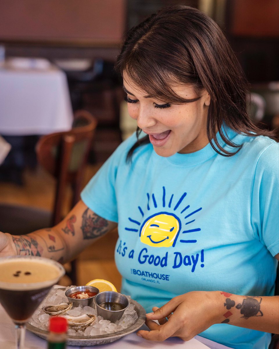 BoathouseFL's tweet photo. It’s always a good day at The Boathouse with our shucked-to-order oysters and stylish merch from The Boathouse Boatique! ☀️🧢 #TheBoathouse #DisneySprings #WaltDisneyWorld #DisneyDining #LetsEat #DisneyFood #DisneyRestaurant #GreatFood #DreamBoats #DisneyShopping #DisneyMerch https://t.co/wXqvoRP2d4