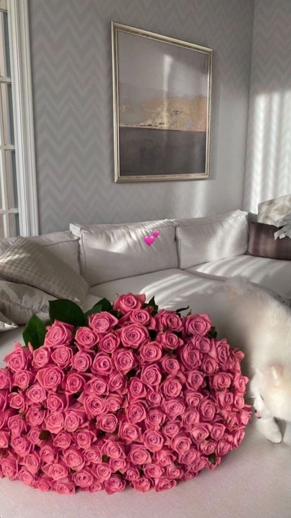 Lvspink0's tweet photo. https://t.co/wl7A88KUg9