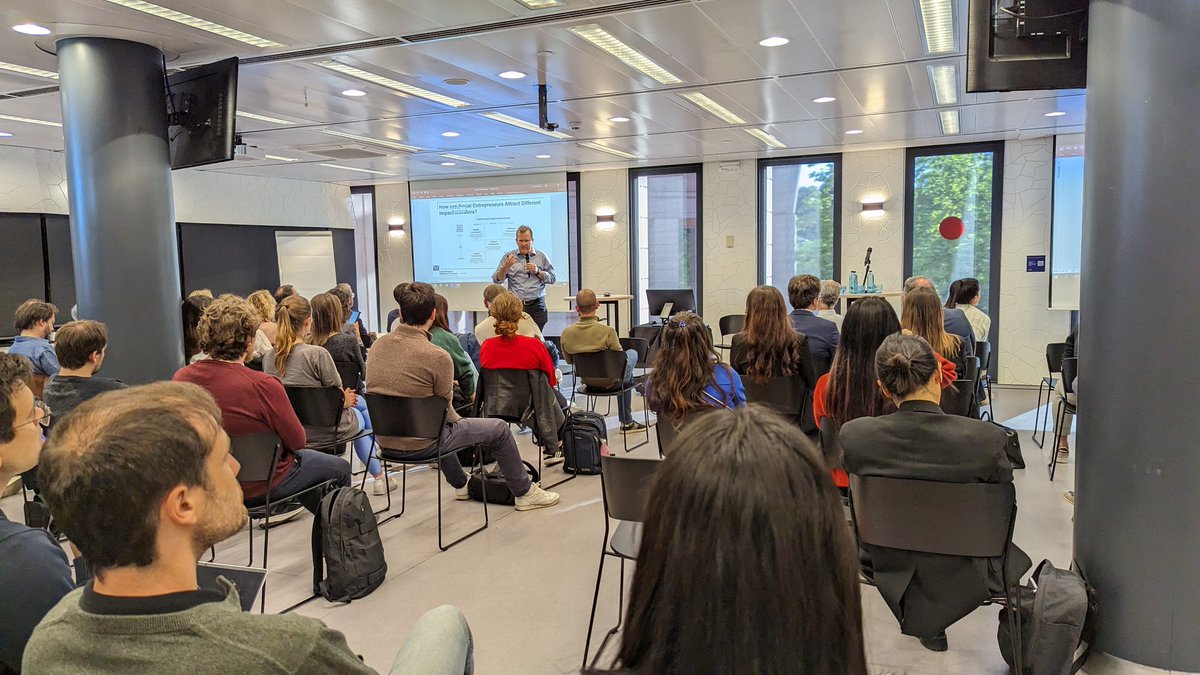FULL HOUSE on the #ImpactEntrepreneurship Day with <a href="/gcasasnovas/">Guillermo Casasnovas</a> and <a href="/Kai_Hockerts/">I don't like X</a>.
We'll explore how #entrepreneurs can make a positive impact on society through their business.

<a href="/EsadeSocImp/">Esade Center for Social Impact</a> empowering  #PositiveImpact #SocialImpact 🚀🌍🌱👏 with @ESADE