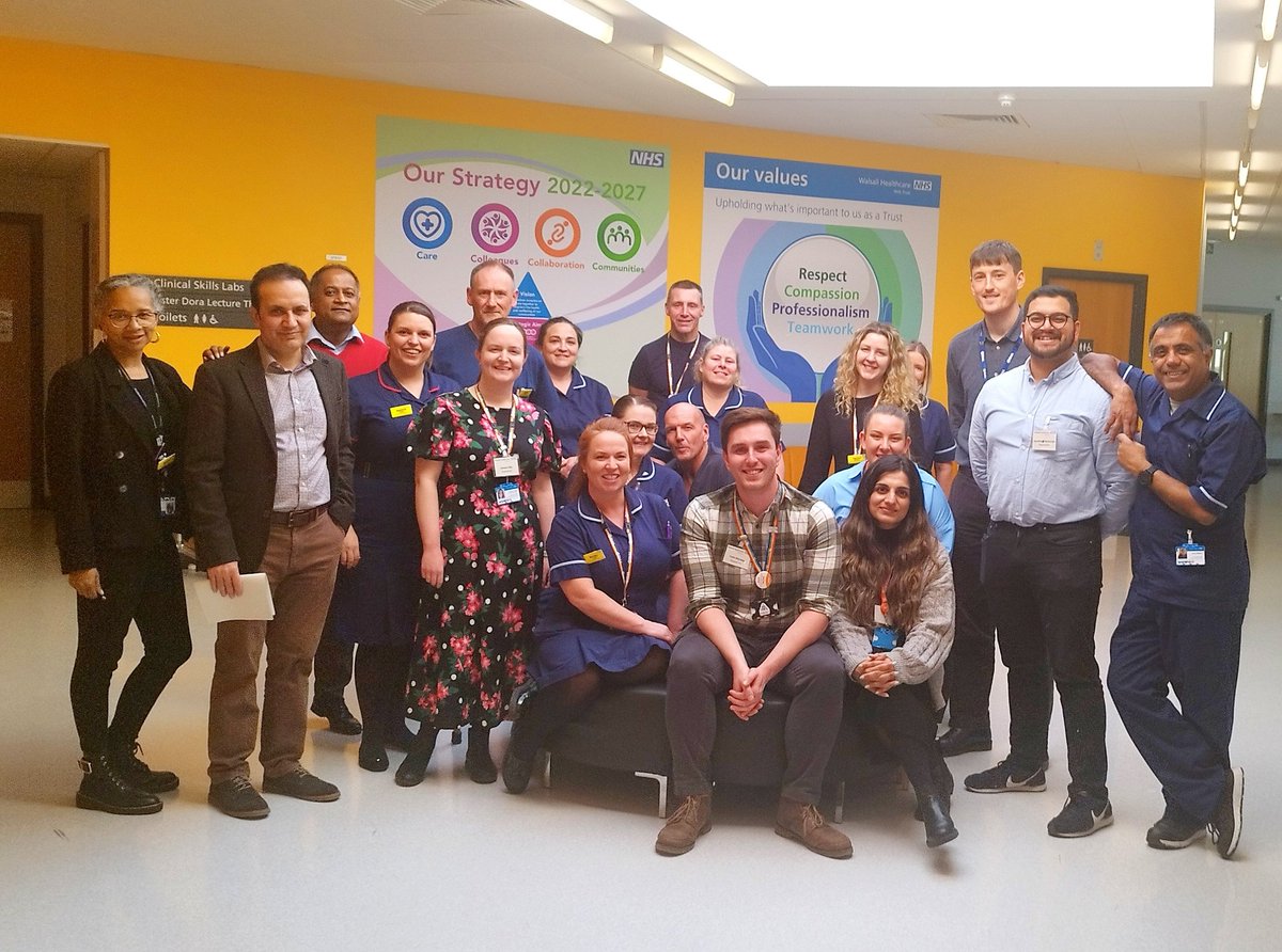 UMETWalsall's tweet photo. 4th Year Medical Student OSCE's completed ✅. Thank you to all the team, the examiners, role players and volunteers. A huge effort by everyone to ensure the students exams ran as smooth as possible! @WalsallHcareNHS @unibirm_MDS #medicalstudents #medschool #exams2023 https://t.co/9orM9FRSnO