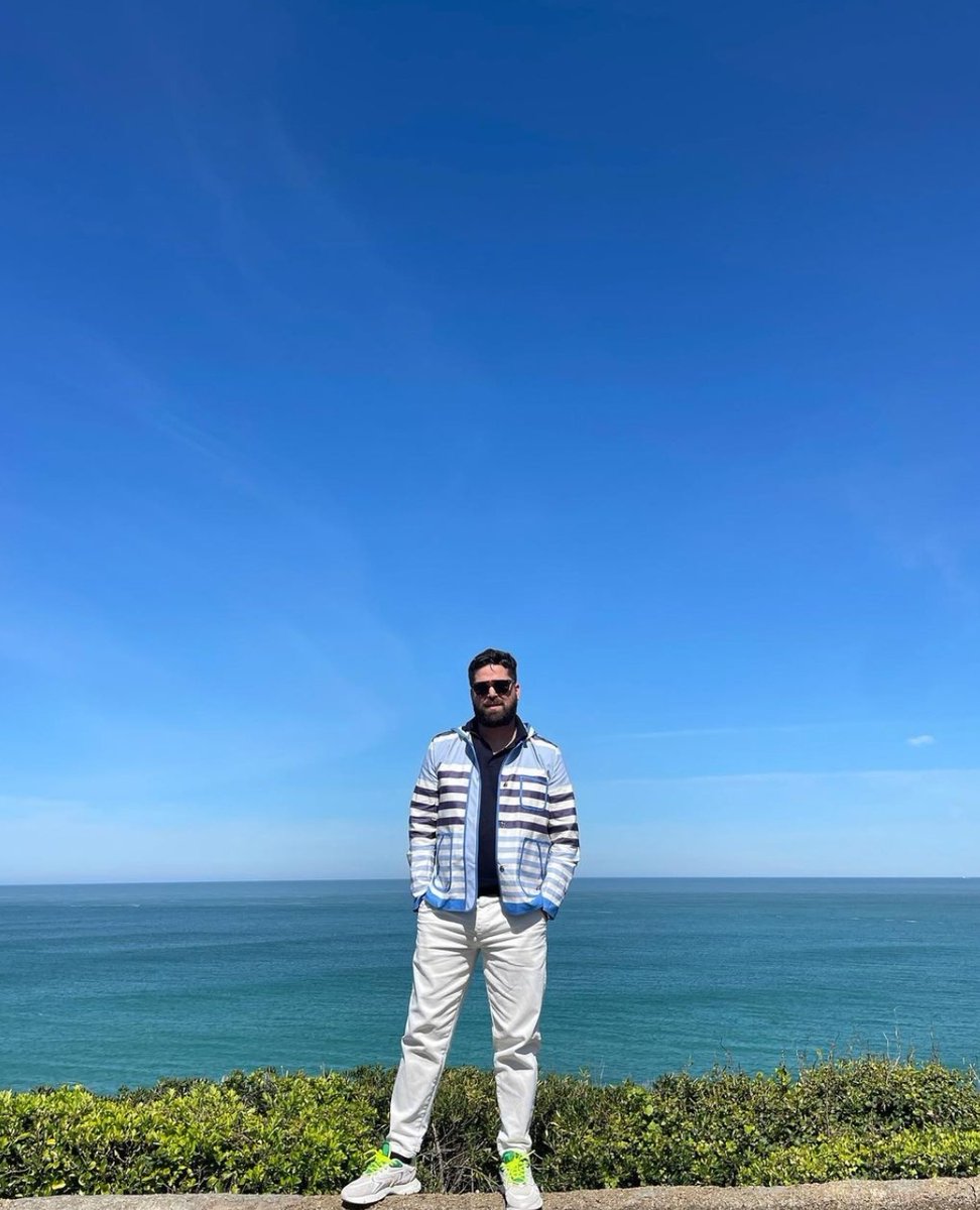 Amarenak's tweet photo. 💙BORJA💙⁠ argazki sorta polit hauek atera zituen Aste Santuan, #Biarritz-en bere #kaikubasqueroarekin. 💙Eskerrik asko Borja!!⁠

👉🏻 https://t.co/EFotMQ35Ef
⁠
#janztekoistorioak #BasqueStyle #BasqueDesign  #côteBasque #basquecountry #BasqueDesigner #slowfashion https://t.co/Wd96oaDxAL
