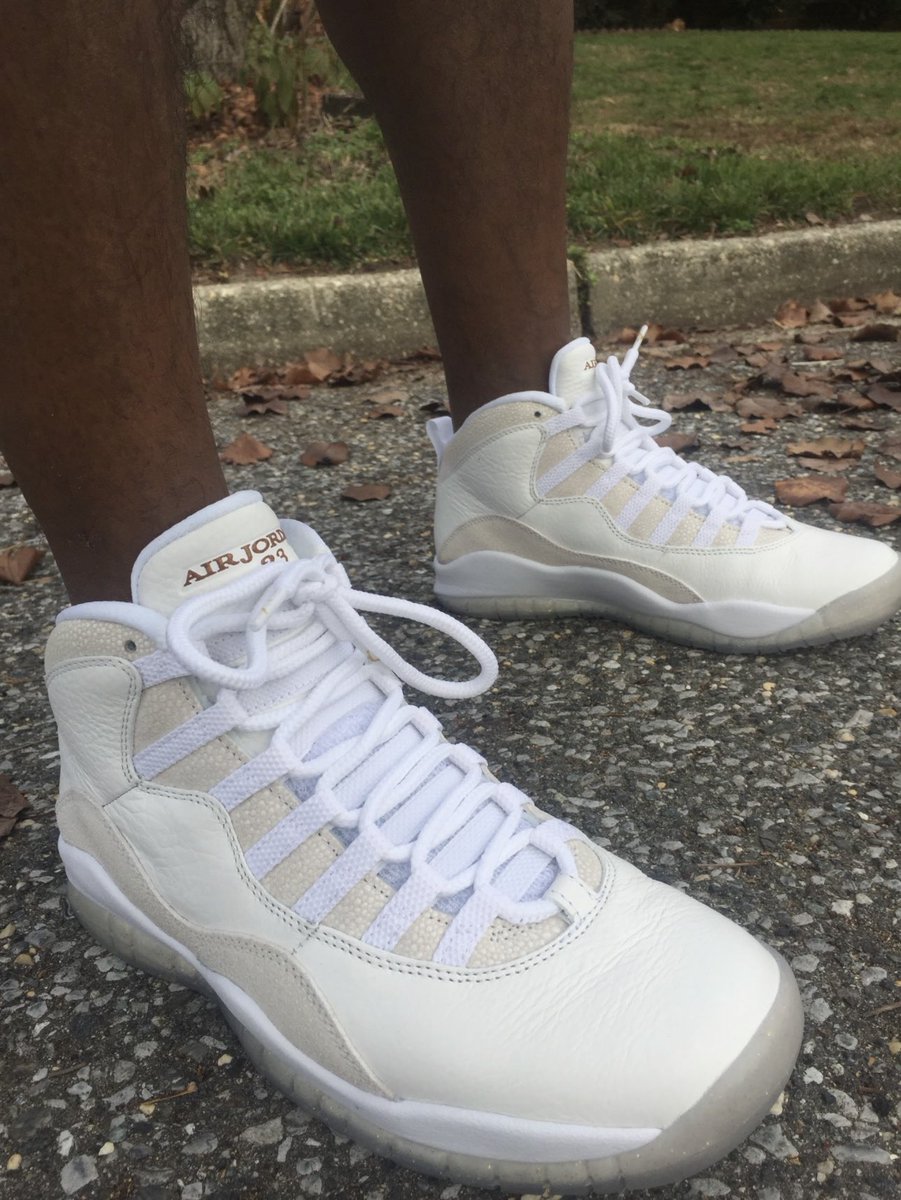 MyKicksAreMyFix's tweet photo. @atmos_usa . @atmos_usa So I do like Drake. I always thought his Jordan Brand collaboration was extremely decent. So if I were going to one of his shows, I would wear my OVO x Air Jordan 10. Don’t see them a lot and it’s a really clean shoe. I love them. Size 8 #atmoscollectorsclub #AtmosDC https://t.co/mDY5BvjebN