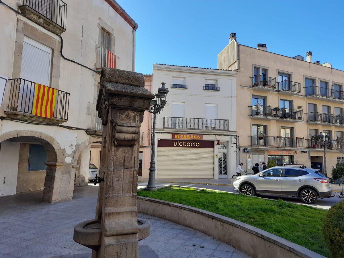 ManelParra's tweet photo. Una vegada més Bellpuig tindrà una candidatura del Partit Popular encapçalada pel Xavier Arqué. Bon amic i amb experiència al nostre ajuntament. És tot un orgull acompanyar-lo.

#PerBellpuig
#EntreTots
#ImPParables https://t.co/wZKjltVvR8