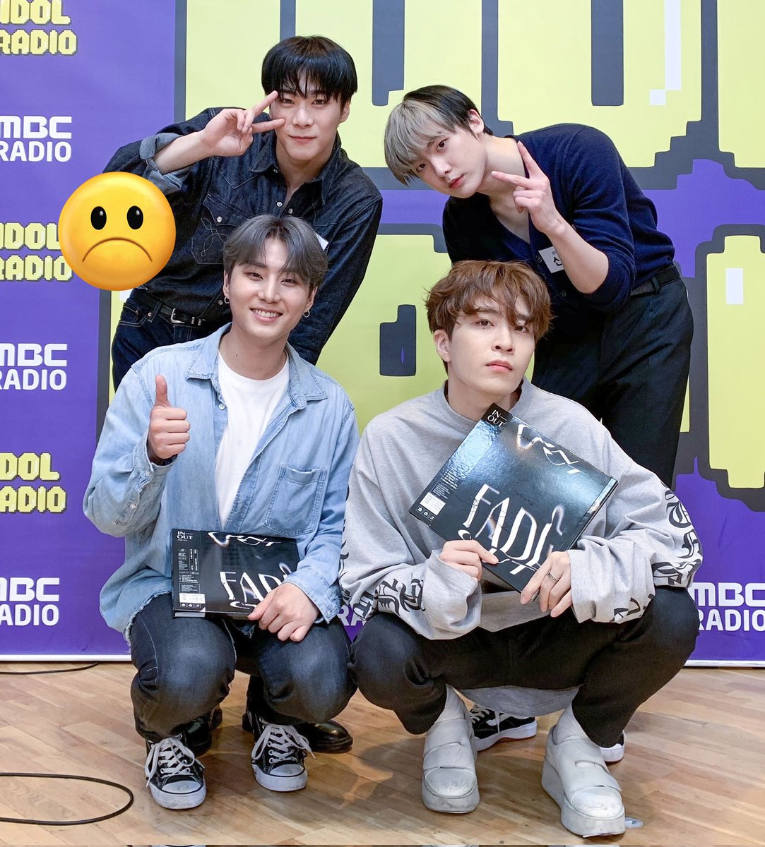 day6confess's tweet photo. -my6 not day6 relate
Let's pray together for moonbin from Astro🥺 
Rest in Peace Moonbin 🥀
Sending virtual hug from Myday to Aroha🥺 https://t.co/oeC1sYbgrd