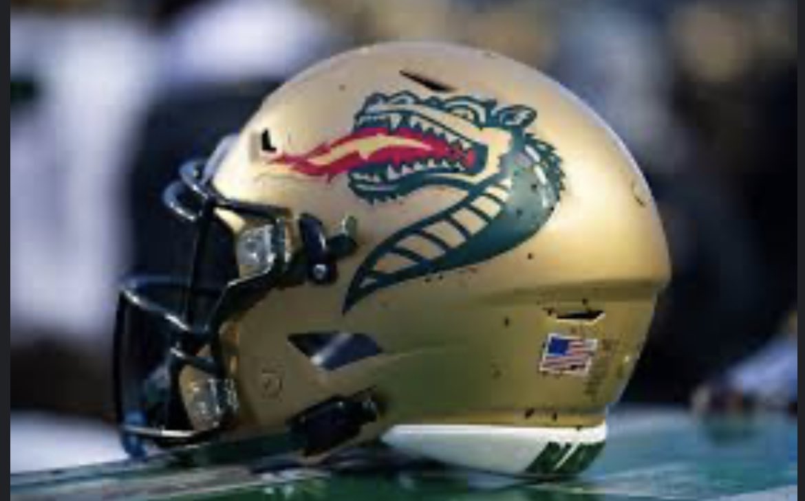 not__zj's tweet photo. After a long great talk with @CoachM_Patrick I am beyond blessed to receive my 1st offer from @UAB FB!! AGTG!! *
#WinAsOne @recruithornets @CoachM_Patrick  @HallTechSports1 🐲 https://t.co/oUol4yEcro