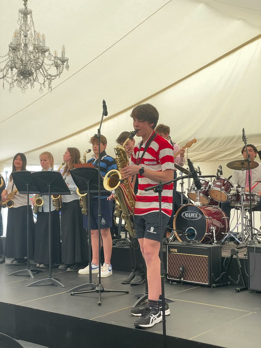 OldMarlburians's tweet photo. A fantastic Launch Day celebration for the #marlboroughdifference https://t.co/hCV57QH9XU
