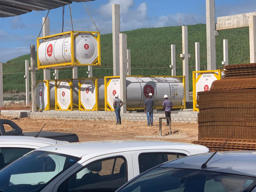 EurotainerB's tweet photo. #ARMAZENAGEMESTÁTICA

Oferece o aumento de sua capacidade de armazenamento de produtos forma rápida, econômica e segura.

Facilidade do uso dos #Isotanks em sua linha de #produção

https://t.co/NW0xuLJFH2

#eurotainerbrasil #isotanque https://t.co/Y2ZeyE0aMi