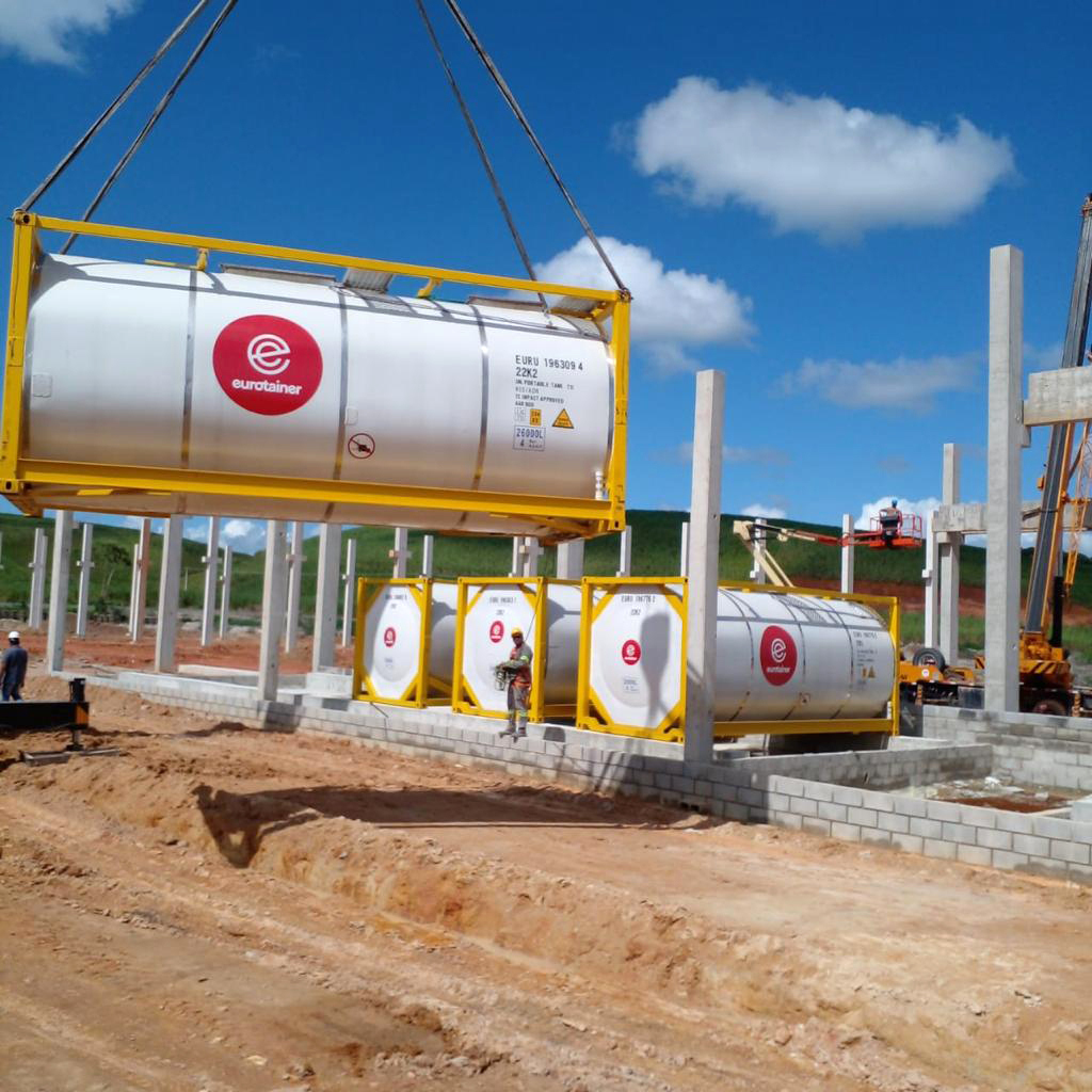 EurotainerB's tweet photo. #ARMAZENAGEMESTÁTICA

Oferece o aumento de sua capacidade de armazenamento de produtos forma rápida, econômica e segura.

Facilidade do uso dos #Isotanks em sua linha de #produção

https://t.co/NW0xuLJFH2

#eurotainerbrasil #isotanque https://t.co/Y2ZeyE0aMi