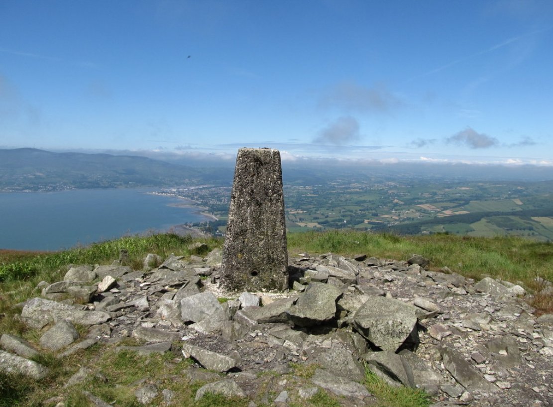 𝗧𝗿𝗶𝗴𝗪𝗲𝗲𝗸

The beautiful view from the Trig Point on the Summit of Slieve Martin

#TrigWeek #OrdnanceSurvey #Rostrevor