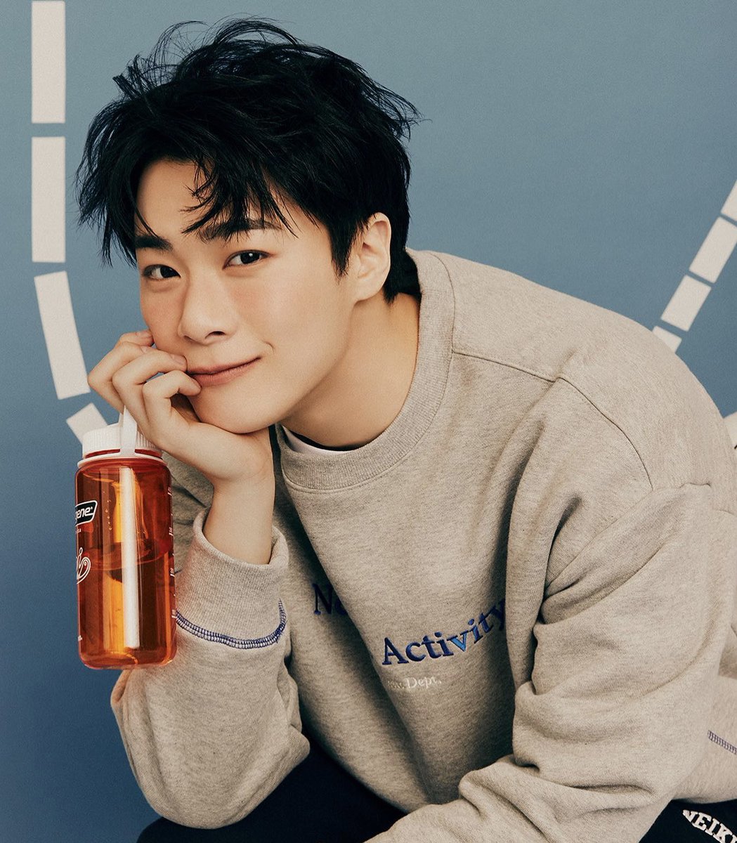 https_loveyouwu's tweet image. Goodbye my little Angel… you did so well in your life, you gave me so much happiness. I can’t believe you’re gone moonbin… may you rest in peace sweetheart. 🕊
Aroha- let’s stay strong 🤍