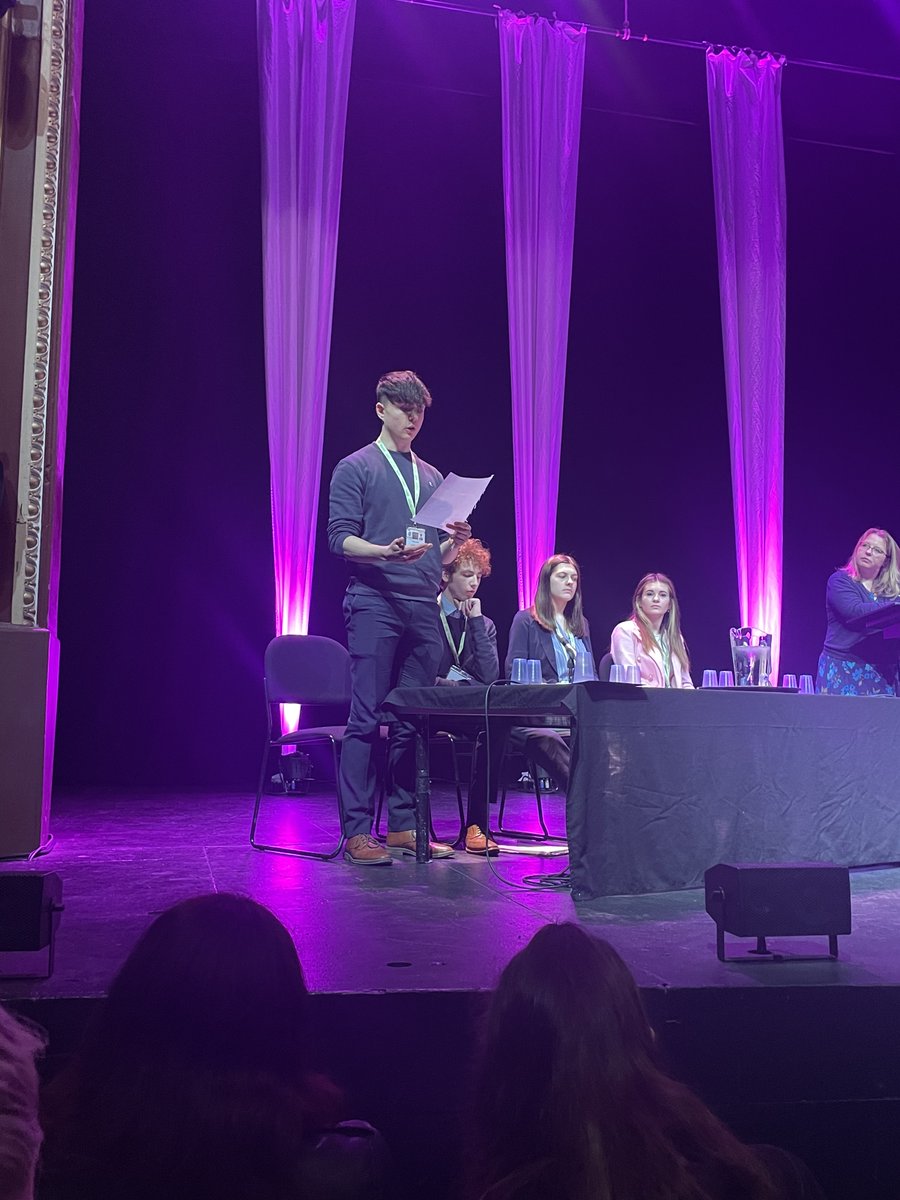 NA_SixthForm's tweet image. So proud of our brilliant students today that took part in the Debate Project hosted by Newcastle University at the National Civil War Centre in Newark. What a team! @UniofNewcastle @civilwarcentre #daretoexcel