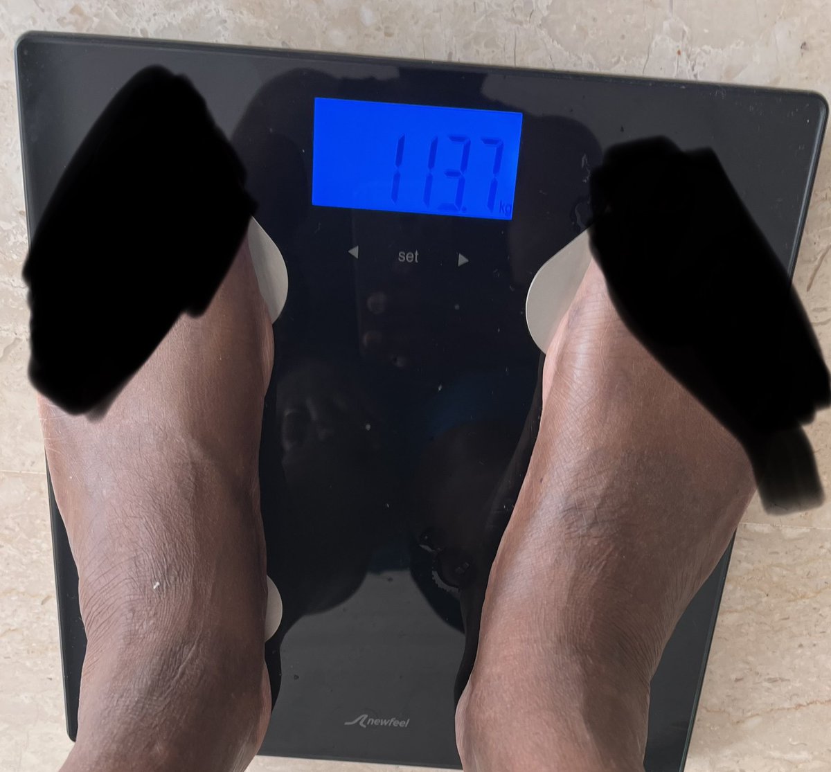 Oly_Olivier's tweet photo. From 2023_04_11 to 2023_04_18, 43 days to go! Where there is a will, there is a way! Alcohol and sugar free with the help of #BodyProject videos! #Umkhabamustfall ! https://t.co/DuUVA6TLhF