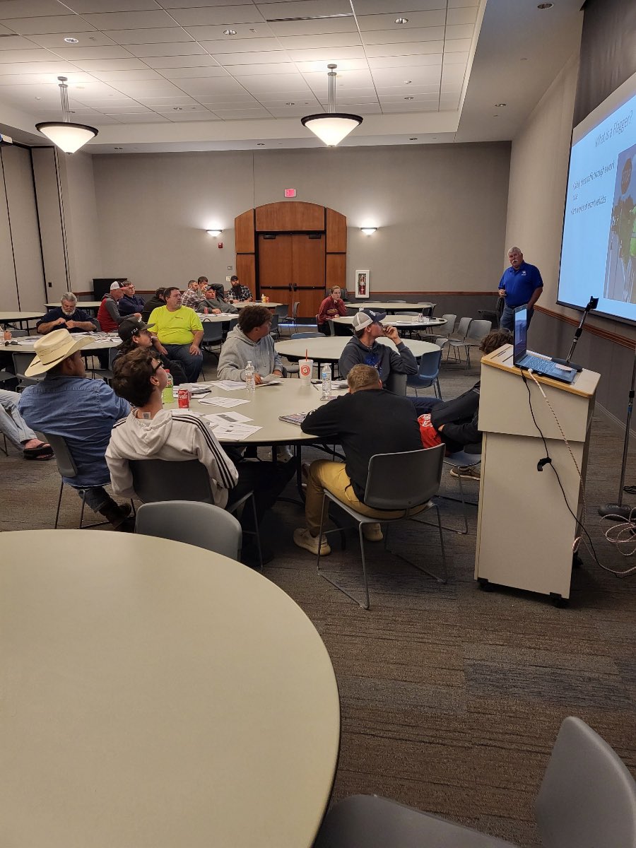 HoganGolfAcad's tweet photo. Heavy equipment students getting certified for Flagger and Traffic Flow! Love seeing students getting certifications! @Boone_County @SuptTurner @RieglerBlacktop @pm_mullins https://t.co/a661bJcWy9