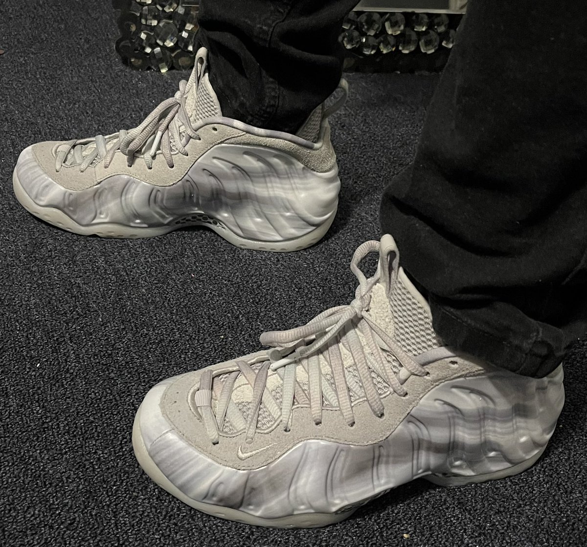 shantanano's tweet photo. @atmos_usa Going to see The General @50cent I’m wearing “Dopes” Baltimore Slang for Foamposites #atmoscollectorsclub #atmosdc https://t.co/COReoBKdku