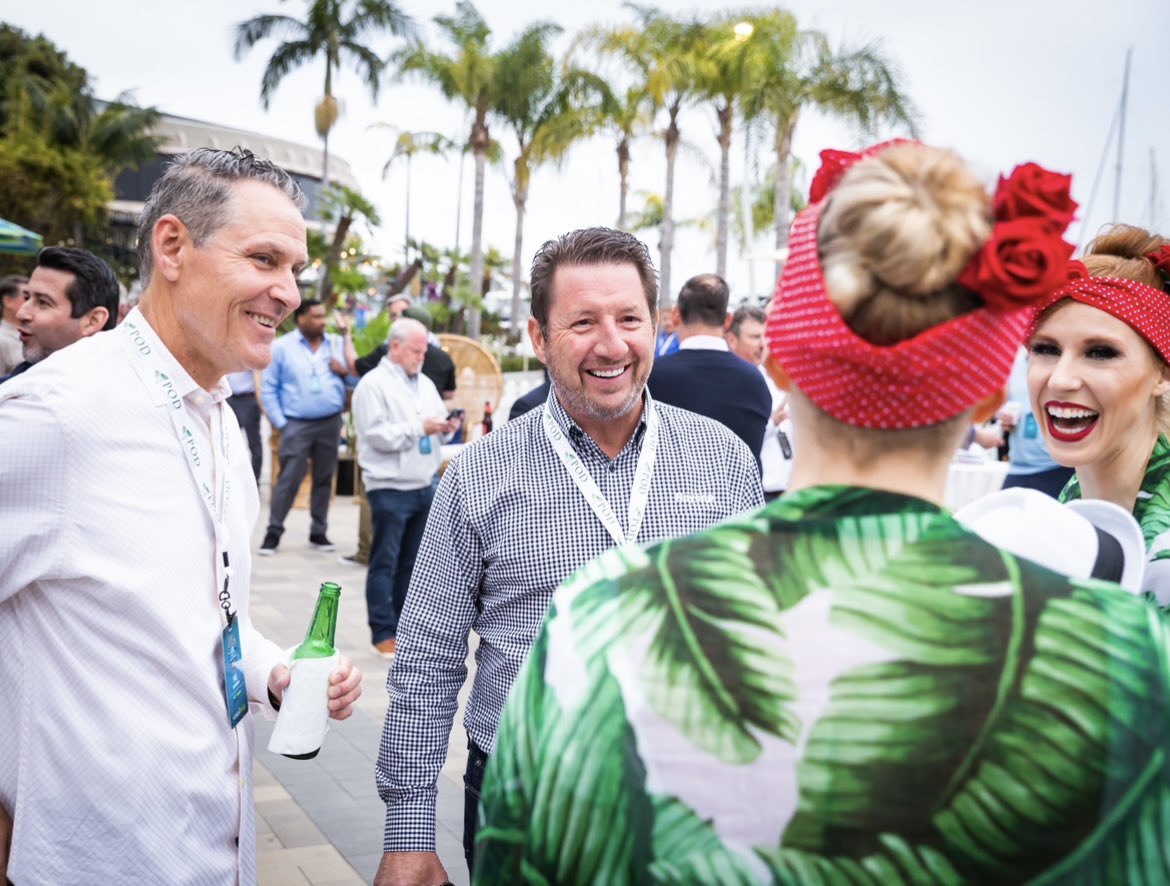 wireless_west's tweet photo. Who remembers Caldwell’s Closing Party last year? It was so much fun! Caldwell is sponsoring this year’s closing party as well and the theme is WHITE! An all white party, so we encourage all of our attendees to wear white! #whiteparty #closingparty #wwc #timetopack https://t.co/4Oa4ZR8ImO