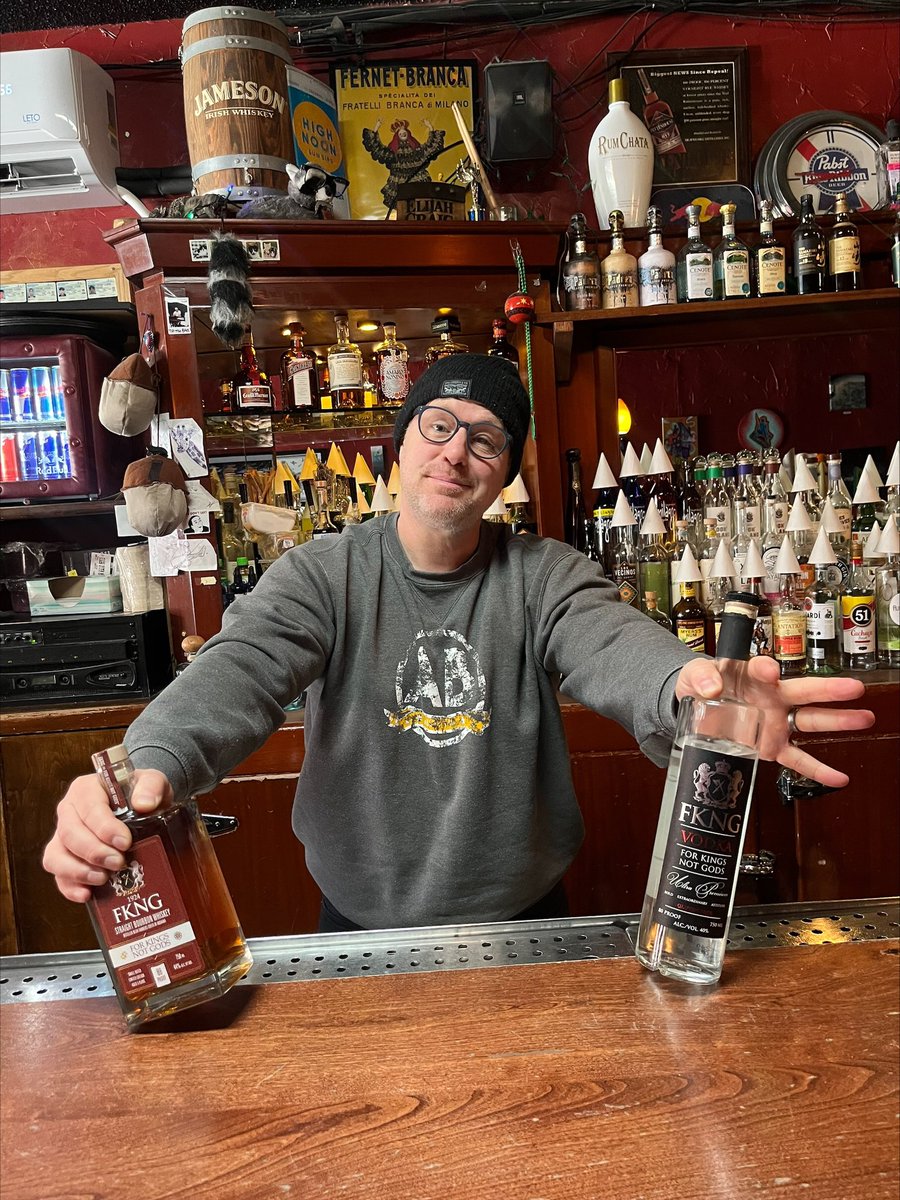 fkngbourbon's tweet photo. Your choice - FKNG Bourbon or @FkngVodka 

Either way, you can’t go wrong. Cheers!

#bourbon #vodka https://t.co/sxdbRyvz56