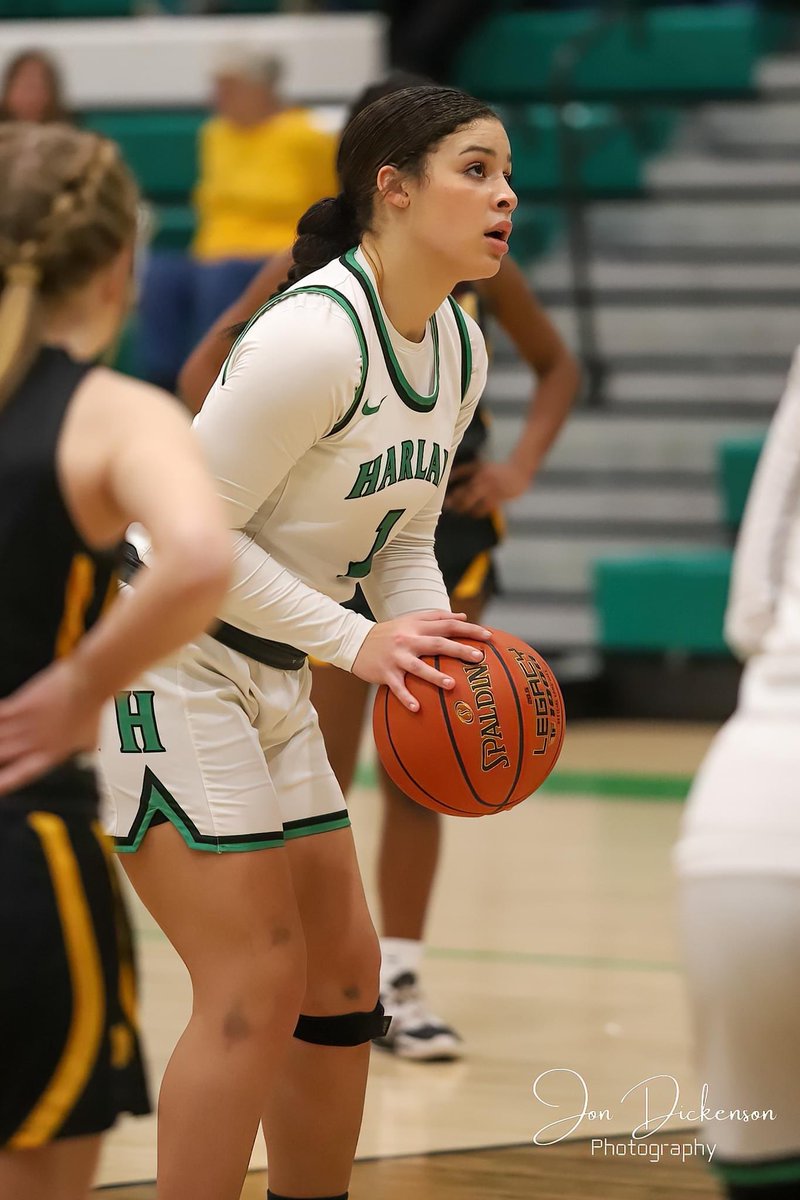 Meet the team: 

#24 Kylie Noe (Harlan HS) 

- 17 PPG 
- 7 RPG 
- 51% FG Percentage 
- Scored 1000pt as sophomore 
- 500 rebound club as sophomore 
- All District Regular Season 
- All District Tournament 
- 13th Region All A Classic All Tournament 
- 2x Player of the Week