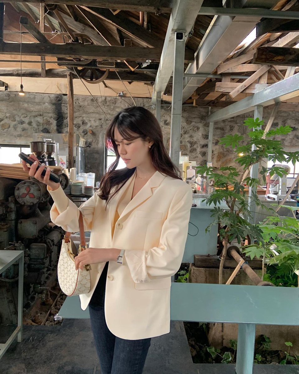 cxsmics's tweet photo. ㅤㅤ
ㅤㅤㅤㅤㅤㅤㅤㅤㅤㅤㅤ% ❪.'𝖻𝗼𝘂𝗻𝖽'.❫ 𝗍𝗈 
ㅤㅤㅤㅤㅤㅤㅤㅤㅤㅤㅤ♡ ❜ 𝖿𝖺𝗅𝗅 ꤯𝗇 𝗅𝗈𝗏𝖾.
ㅤㅤ https://t.co/oBMN2Ng8D4