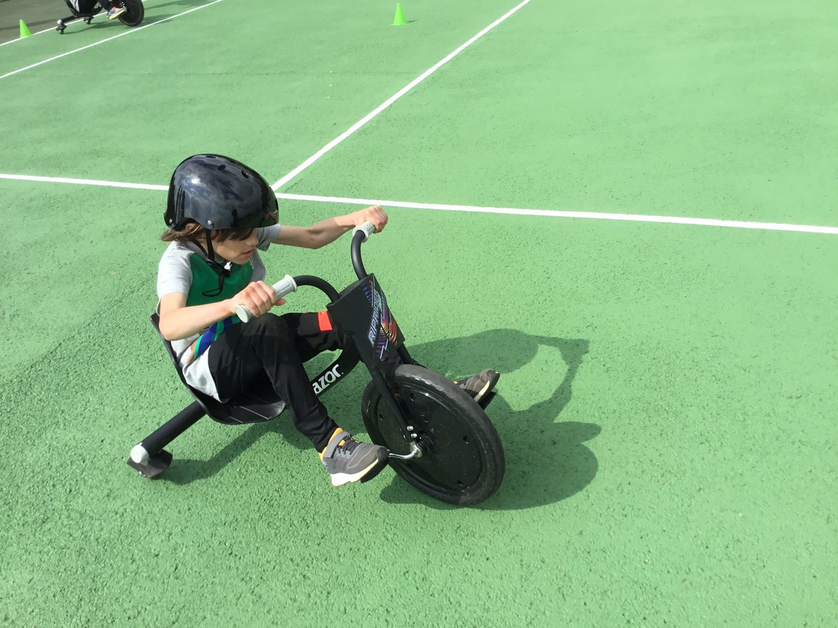 MrsBarratt tweet media