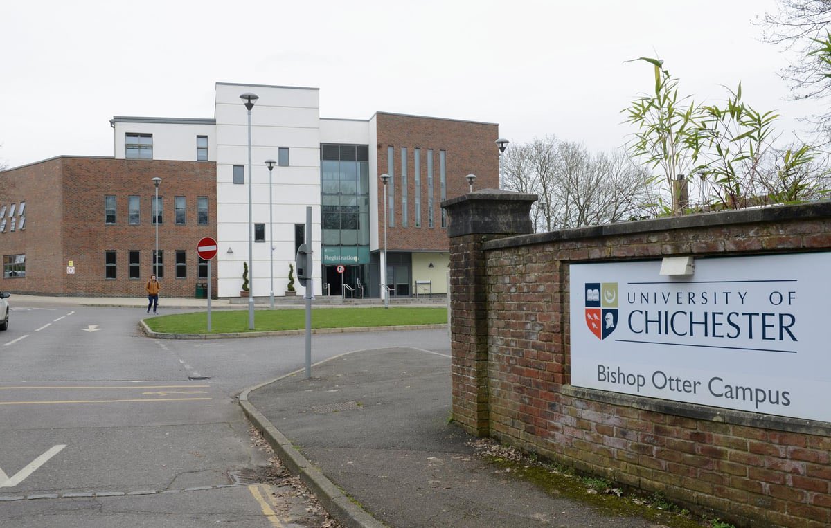 LorDolcetti's tweet photo. Great to go back to @chiuni and share my journey and experience with the new students. Always a pleasure! https://t.co/UYllGXgzNc