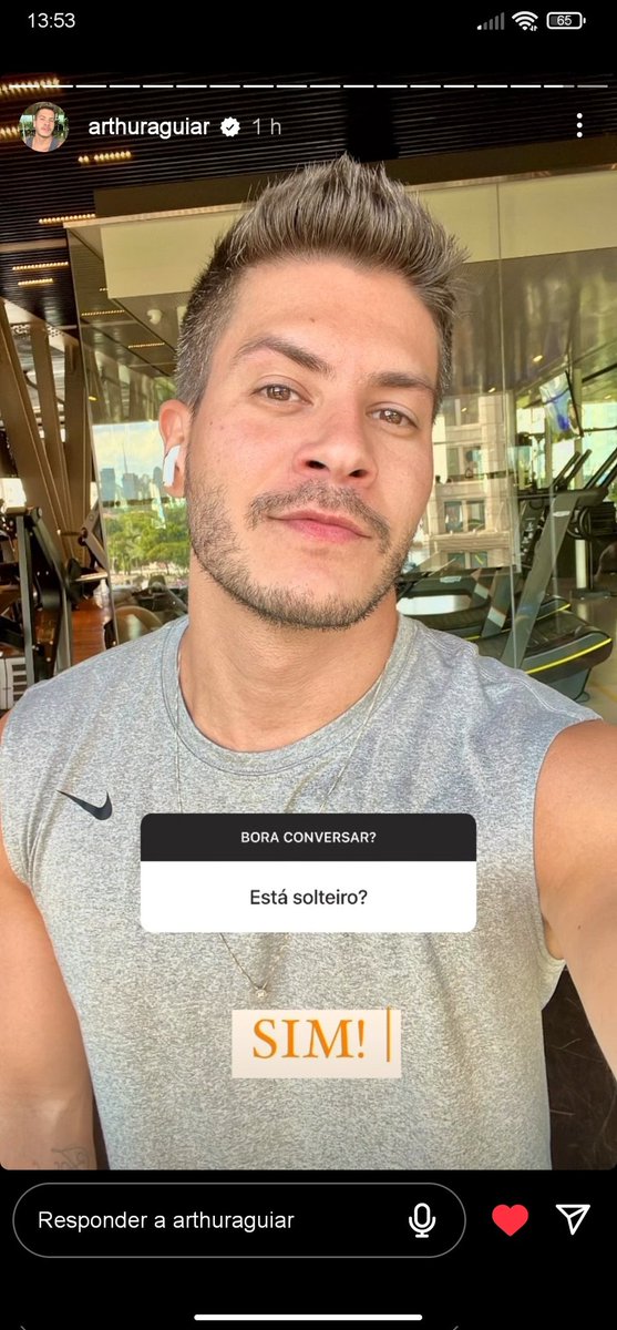 denistarboy's tweet photo. Casa comigo, Arthur Aguiar? @Aguiarthur ❤ https://t.co/Y2wHJzDs9L