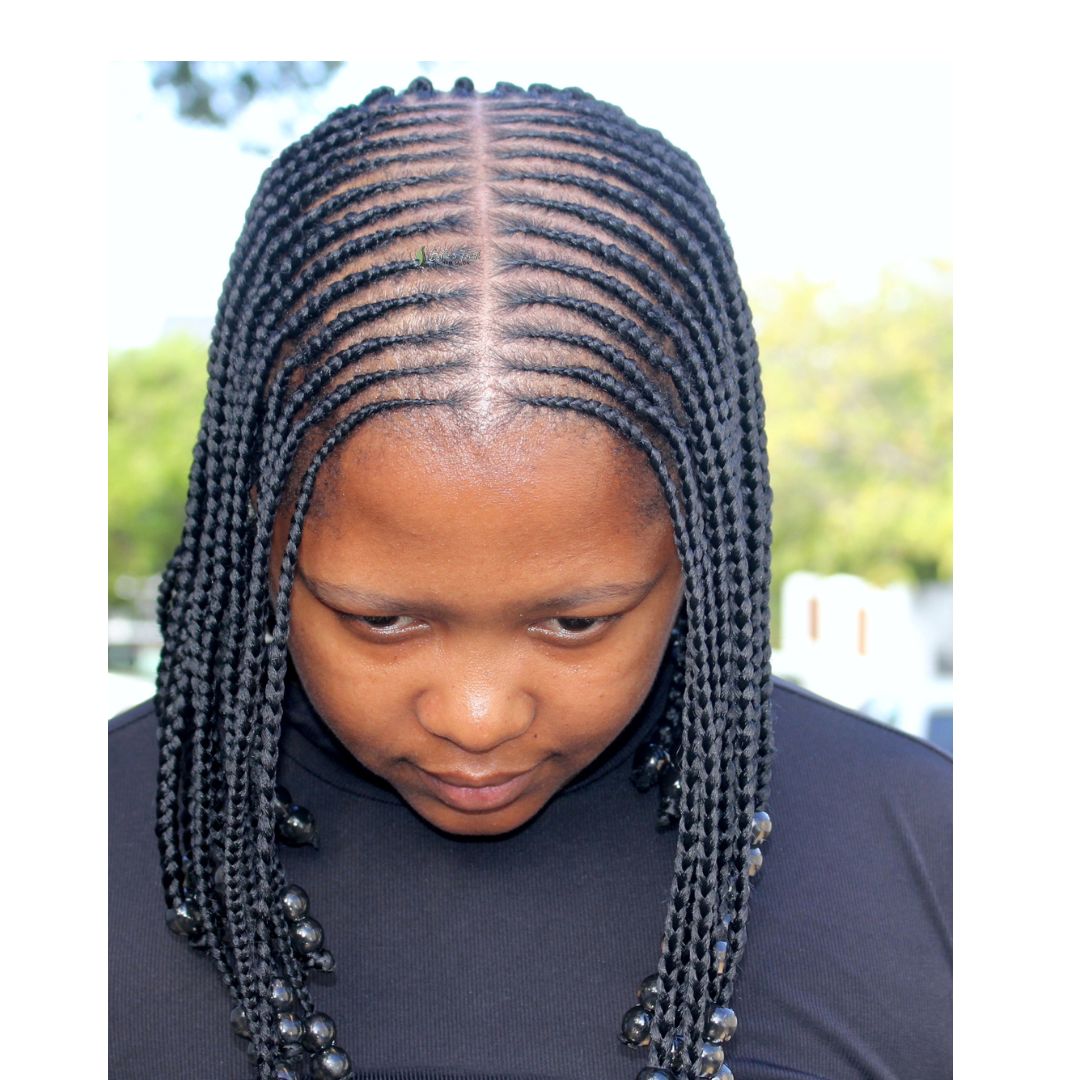 beautispy's tweet photo. Featuring @BellasTouch42:
Do you love accessories on your hair?

With beads, you cannot go wrong on braids and cornrows. They add a touch of glam to your new hairstyle😉.

#salon #hair #beauty #haircut #hairstylist #haircolor #hairstyles #beautyspy https://t.co/KRq5Zvy2We