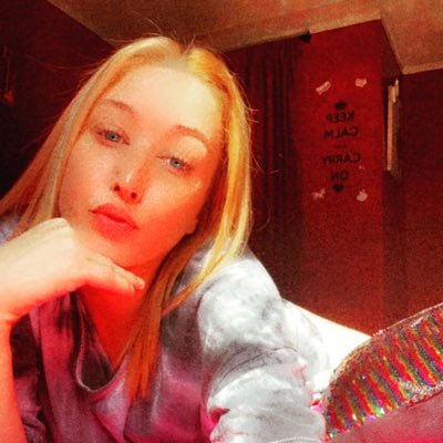 #NewProfilePic https://t.co/vGFzpInsIk<a href="/tag/newprofilepic"class="tags">#NewProfilePic</a>