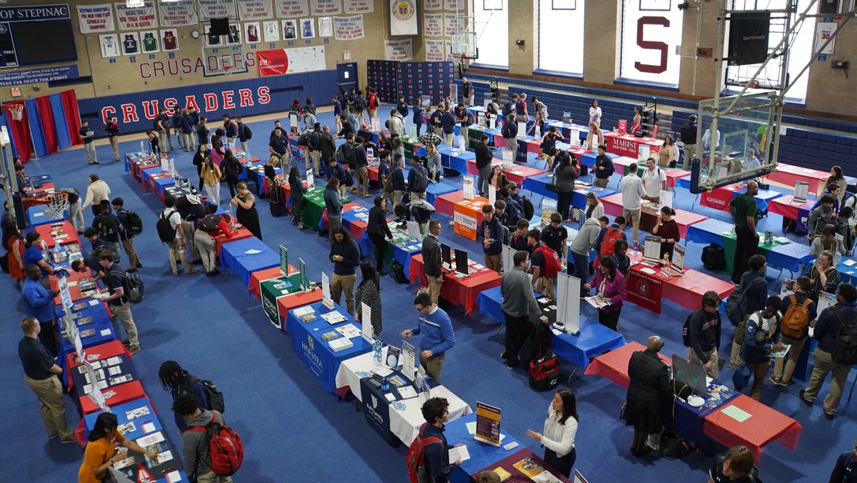 StepinacHS's tweet photo. Today, our students experienced our annual Spring #CollgeFair. Representatives from over 75 colleges and universities were in attendance to offer information and insight for potential applicants.
#StepinacHighSchool | #Stepinac https://t.co/5zWghPvEKO
