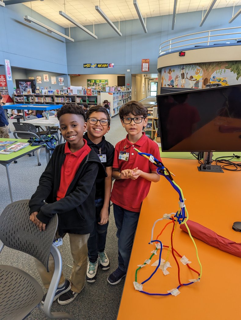LAschuldt's tweet photo. Rees Quest students competing to build the tallest tower. Great job!
@MireyaFromTX @ReesStars @KathyCherryAP 
@Alief_AdvAcad https://t.co/itIURmmj6w