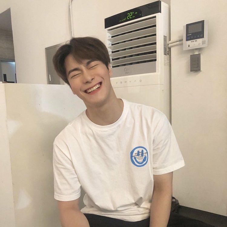 nicolitbh's tweet photo. Moonbin, you'll always be my Astro! 🤍 https://t.co/abGFWBD9dY