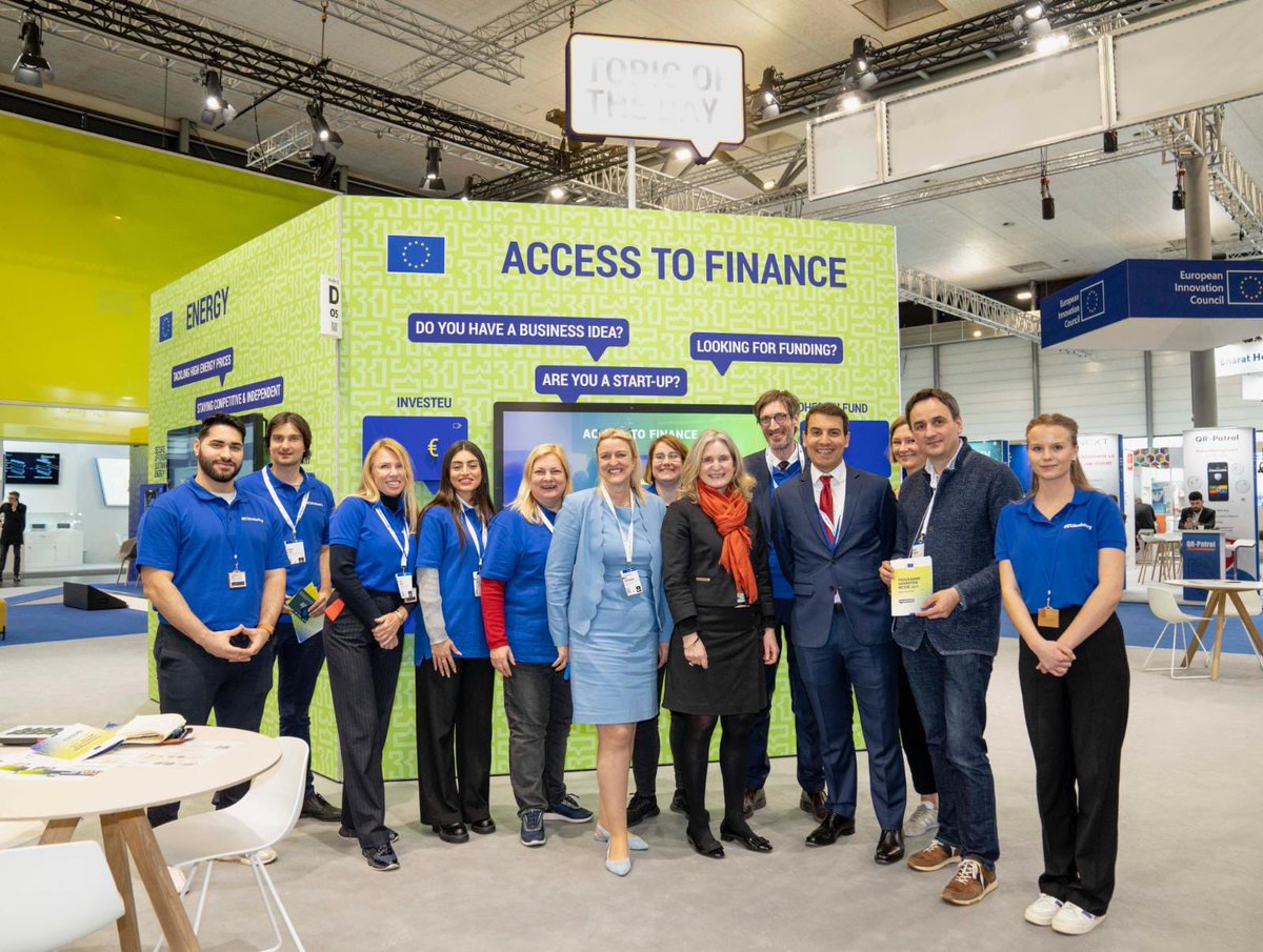 Great day with great 🇪🇺team at #HM23. (Hall 12 !). We have at❤️ the business case. For net zero we need investment decisions NOW. 🇪🇺cleantech solutions are on display. Speed&scale are what matters. #NetZeroIndustryAct and #CriticalRawMaterialsAct. #SingleMarket.