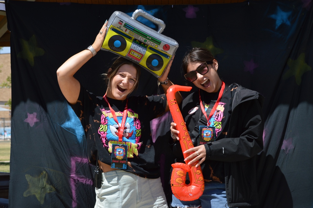 tturha's tweet photo. We hope everyone had a 🎸ROCKIN'🤘 time at Spring Fling! It was a beautiful day filled with lots of laughter and fun memories. Thanks to everyone who came out, and be sure to tag us in your pictures! https://t.co/OPzb9kcA3G
